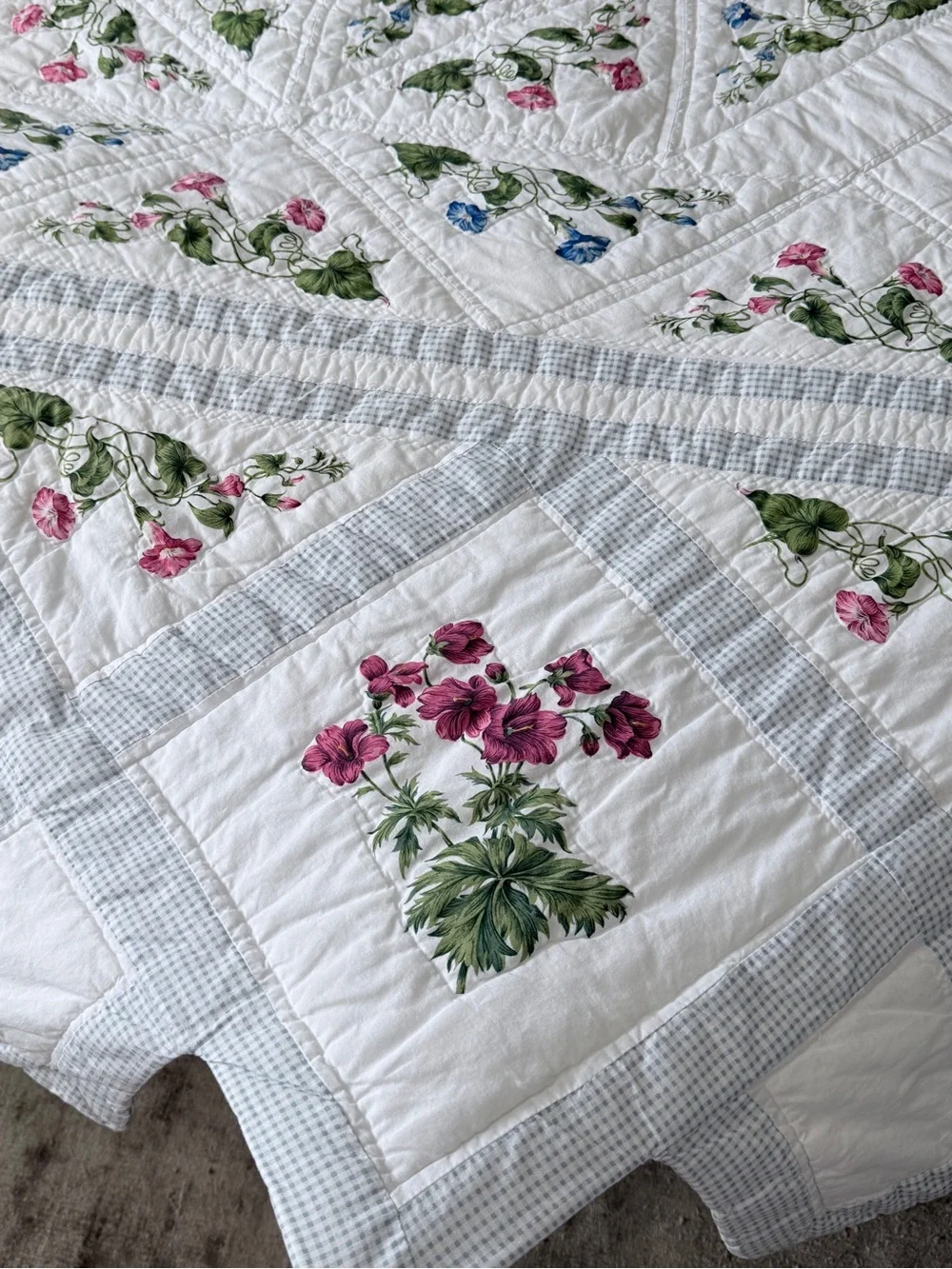 Blue Floral Diamond-Edge Quilt Queen Size